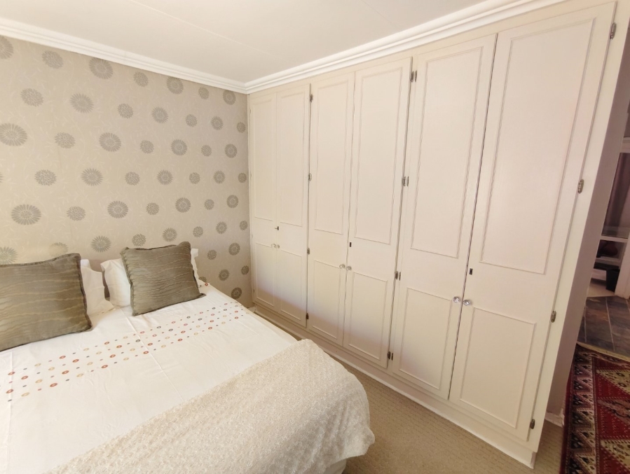 To Let 3 Bedroom Property for Rent in Pentagon Park Free State